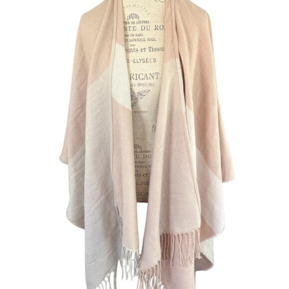 Soia&Kyo poncho shawl. Striped, beige\tan, fringed, cozy like new condition